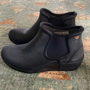 Bogs Vista wedge waterproof ankle boot US 7/UK 38